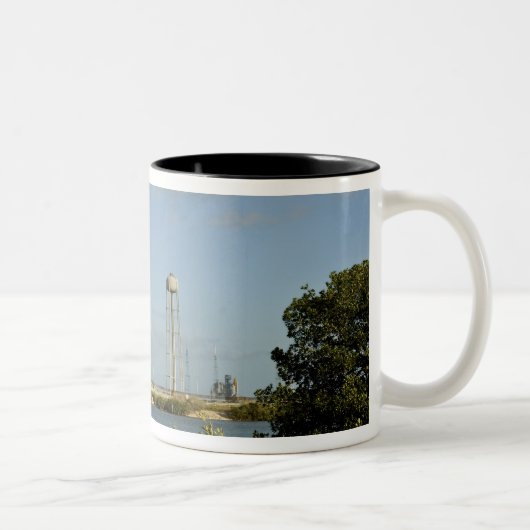 Tasse 2 Couleurs Navette spatiale Atlantis et Endeavour (Droit)