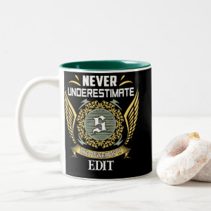 Tasse 2 Couleurs Ne sous-estimez jamais le pouvoir d'un James
