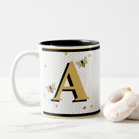 Tasse 2 Couleurs Nid d'abeille à abeille monogrammé (Avec donut)