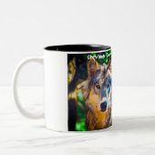 Tasse 2 Couleurs Noël salutations Papa Hunter Gatherer (Gauche)