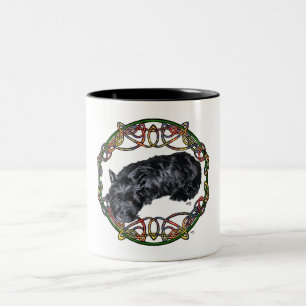 Tasse 2 Couleurs Nœud celtique Scottie au repos