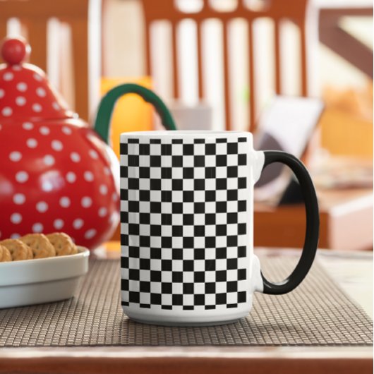 Tasse 2 Couleurs noir et blanc - damier rétro