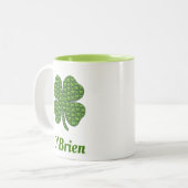 Tasse 2 Couleurs Nom de famille irlandais Four Leaf Clover Shamrock (Devant gauche)