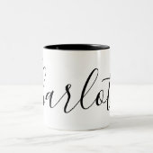 Tasse 2 Couleurs Nom personnalisé simple blanc et noir Charlotte (Centre)