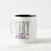 Tasse 2 Couleurs Notaire Public Grosse Police Faded Noir avec viole (Devant gauche)