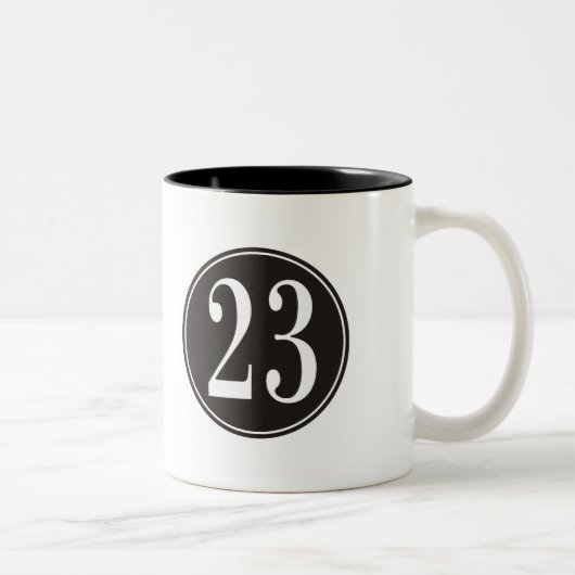 Tasse 2 Couleurs Numéro 23 - Cercle noir (avant) (Droit)