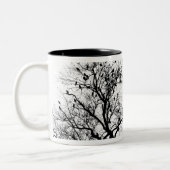 Tasse 2 Couleurs Oiseaux noirs dans les arbres (Gauche)