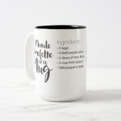 Tasse 2 Couleurs Omelette de 3 minutes dans une recette de viande — (Devant gauche)