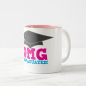 Tasse 2 Couleurs OMG J'ai obtenu mon diplôme (Devant droit)