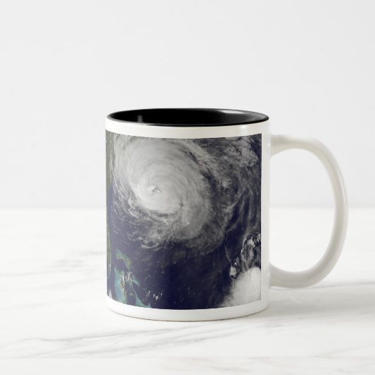 Tasse 2 Couleurs Ouragan Earl 4 (Droit)