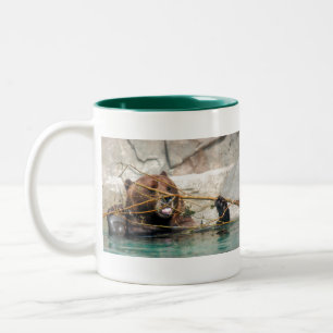 Tasse 2 Couleurs Ours grizzli jouant dans l'eau