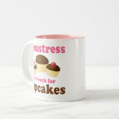 Tasse 2 Couleurs Ouvrière couturière drôle (Devant gauche)