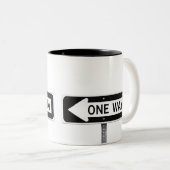 Tasse 2 Couleurs Panneau sens unique (Devant droit)