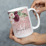 Tasse 2 Couleurs Parties scintillant rose moderne et flamme à fleur<br><div class="desc">Parties scintillant rose moderne et flamme à fleurs avec nom</div>