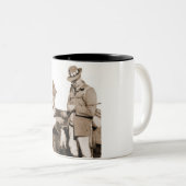 Tasse 2 Couleurs Pêcheurs vintages (Devant droit)