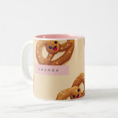 Tasse 2 Couleurs Personnalisé Cute Smiling Motif Pretzel (Devant gauche)