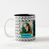 Tasse 2 Couleurs Photo noire et blanche fière de tante Dalmatian (Gauche)