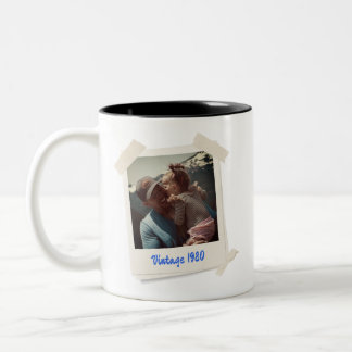 Tasse 2 Couleurs Photo Vintage personnalisée et cadeau de l'année