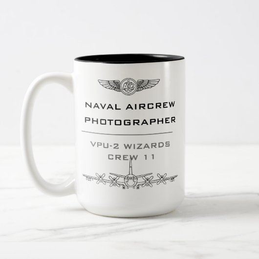 Tasse 2 Couleurs Photographe d'équipage de la marine-Escadron-P-3 # (Gauche)