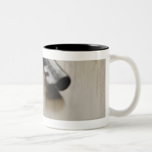 Tasse 2 Couleurs Plan rapproché d'une clé