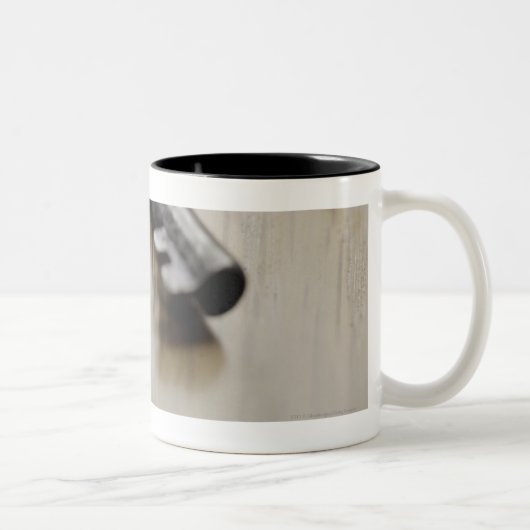 Tasse 2 Couleurs Plan rapproché d'une clé (Droit)