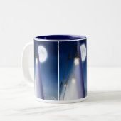 Tasse 2 Couleurs Pleine lune au monument WA (Devant gauche)