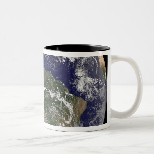Tasse 2 Couleurs Pleine Terre montrant l'ouragan Paloma (Droit)