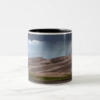 Pluie sur les grandes dunes de sable