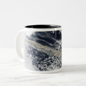 Tasse 2 Couleurs Plume de cendres du volcan Eyjafjallajokull (Devant gauche)