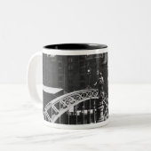 Tasse 2 Couleurs Pont dans le Speicherstadt Hambourg, c.1910 (Devant gauche)