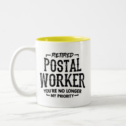 Tasse 2 Couleurs Postal Worker Retraite Keepsaké Mailman Funny (Gauche)