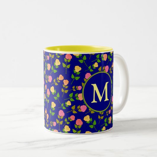 Tasse 2 Couleurs Pretty Blue Rose Pattern Monogram (Devant droit)