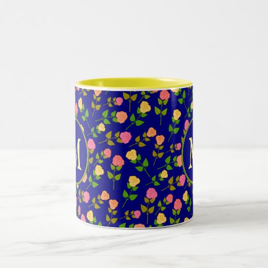 Tasse 2 Couleurs Pretty Blue Rose Pattern Monogram (Centre)