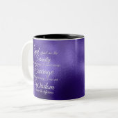 Tasse 2 Couleurs Prière de sérénité en blanc sur violet (Devant gauche)