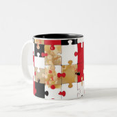 Tasse 2 Couleurs Puzzle Red Black Gold Pattern (Devant gauche)
