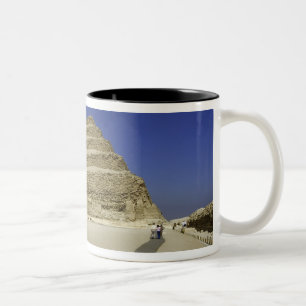 Tasse 2 Couleurs Pyramide à degrés de Saqqara, l'une des premières