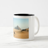 Tasse 2 Couleurs pyramide de chameau (Devant droit)