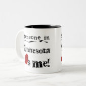 Tasse 2 Couleurs Quelqu'un au Minnesota m'aime (Devant gauche)