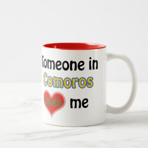 Tasse 2 Couleurs Quelqu'un aux Comores m'aime