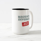 Tasse 2 Couleurs Récemment divorcé, boules intact (Devant droit)