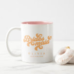 Tasse 2 Couleurs Retro Boho Daisy Cadeau de femme de chambre person<br><div class="desc">Retro Boho Daisy Cadeau de femme d'accueil personnalisé Mug de café à deux tons</div>
