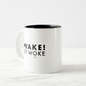 Tasse 2 Couleurs Réveillez-vous ! Bouge à deux tons non Woke™ LOGO (Devant gauche)