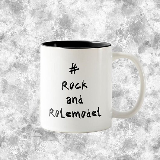 Tasse 2 Couleurs #RockandRolemodel - Noir.