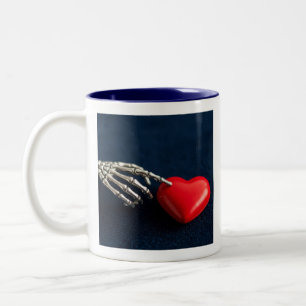 Tasse 2 Couleurs Romance gothique au toucher de squelette