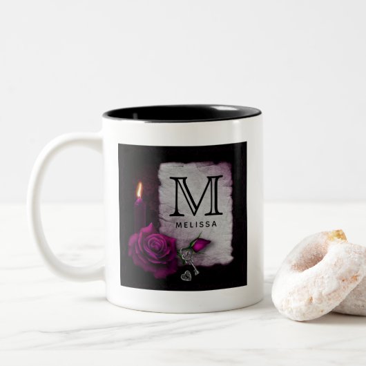 Tasse 2 Couleurs Rose gothique, bougie, parchemin et emplacement (Avec donut)