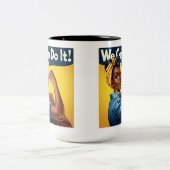 Tasse 2 Couleurs Rosie le Riveter African American Lady (Centre)