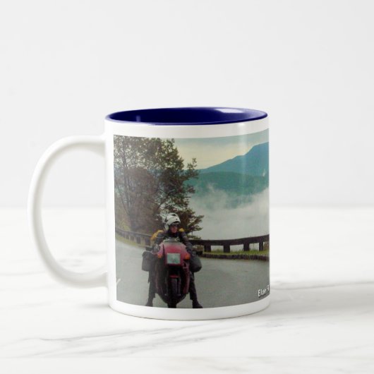 Tasse 2 Couleurs Route express bleue de Ridge (Gauche)