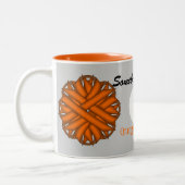 Tasse 2 Couleurs Ruban de fleurs orange Tmpl par Kenneth Yoncich (Gauche)