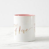 Tasse 2 Couleurs Saison d'amour | Monogramme stylé Pink Gold Script (Centre)