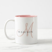 Tasse 2 Couleurs Script élégant de monogramme rose rose pâle (Gauche)